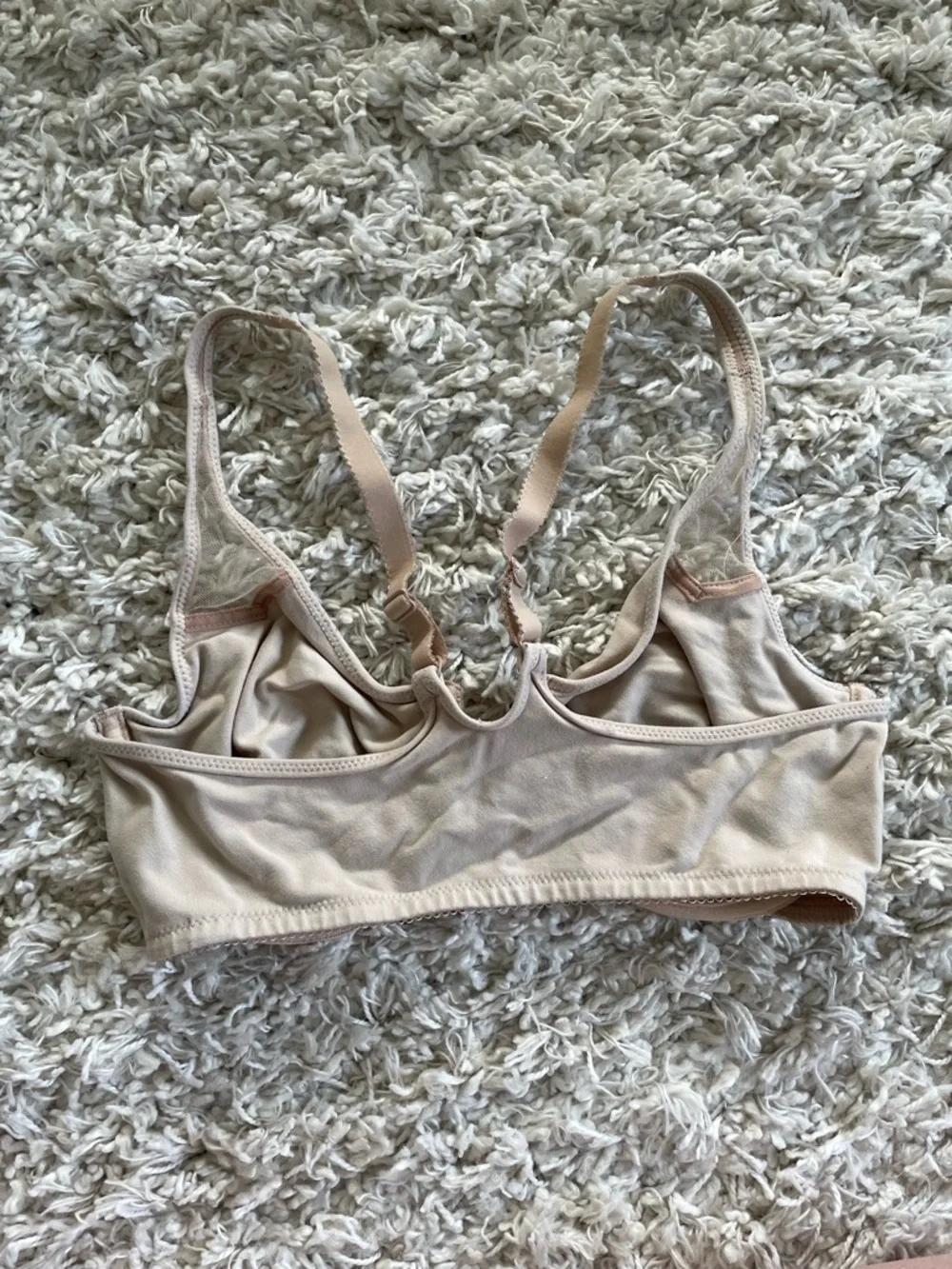 Wacoal Beige Nude Body by Wacoal Racerback Underwire Bra Size 34D - Picture 2 of 3